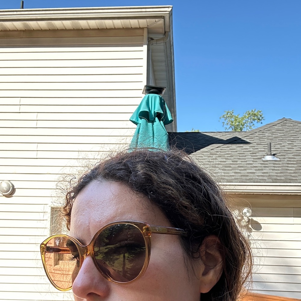 Fendi FE40029U Sunglasses - Picture 5 of 16